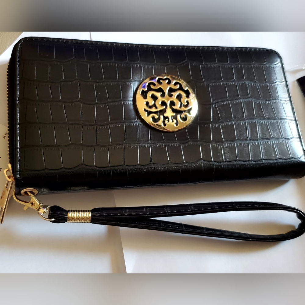 Rebecca & Rifka New Wristlet Wallet 12 CC Slot Blk Faux Croc